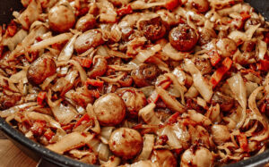 stir fry cabbage with mushrooms