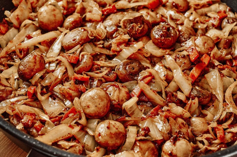 Stir Fry Cabbage with Mushrooms (Easy One Pan Dinner)