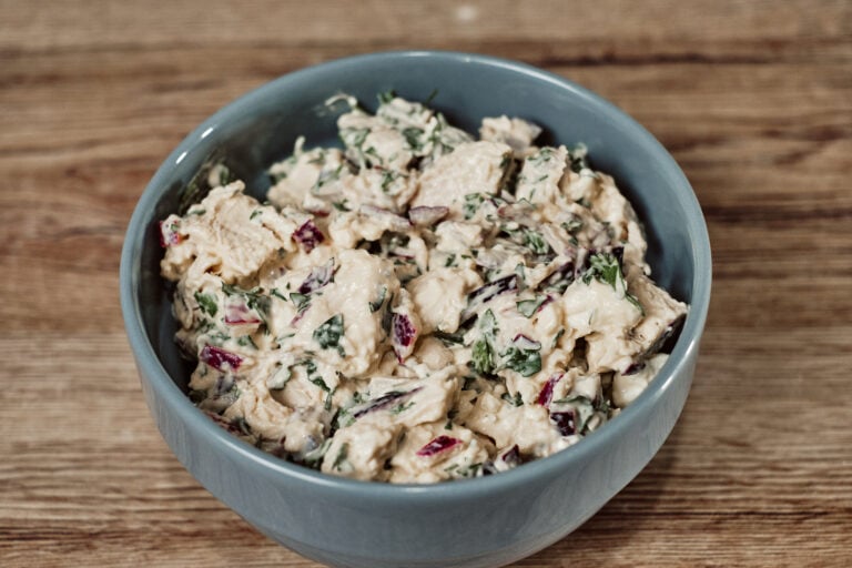 Keto chicken salad with feta