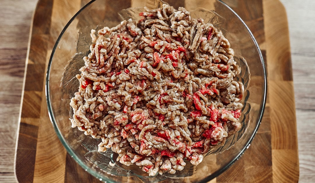 ground beef and pork for meatballs