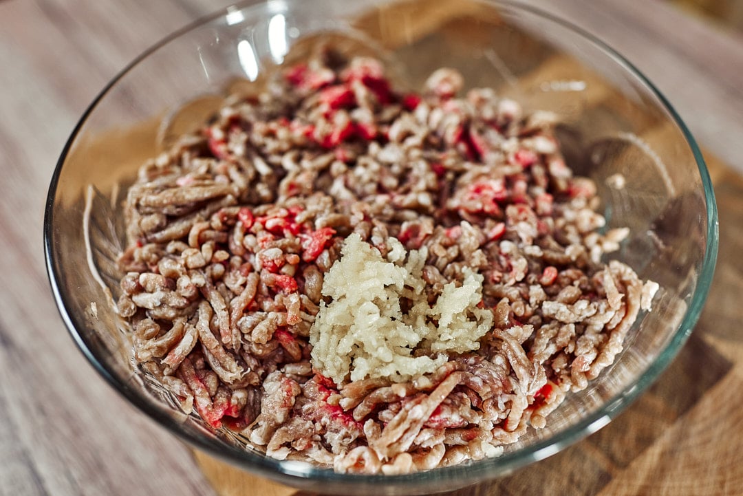 Add garlic for meatballs