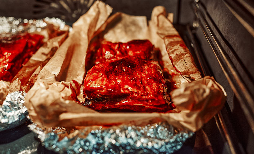 Glazed ribs ready to caramelize
