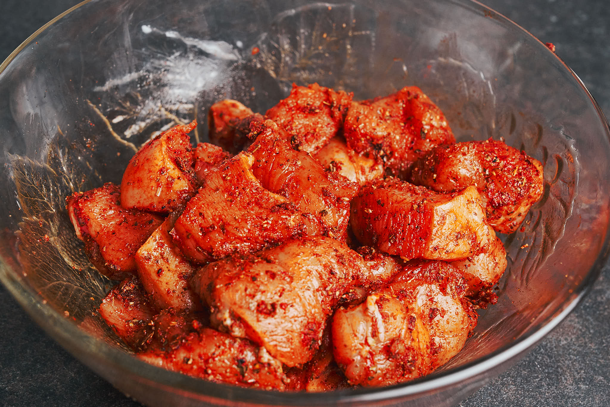 Seasoned chicken pieces coated with spices