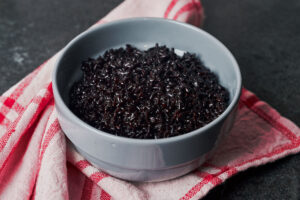 Balsamic Black Rice How to Cook Black Rice on the Stove (Easy Method)