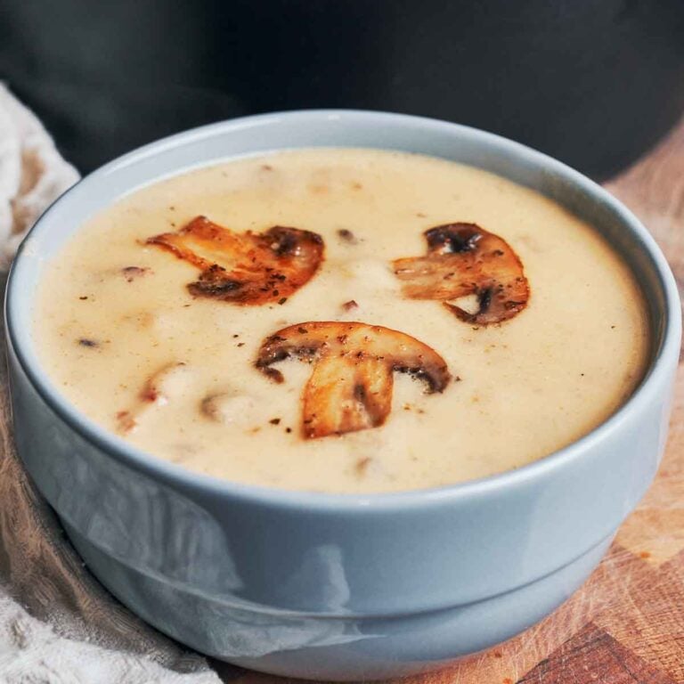 creamy mushroom potato soup with bacon and mushrooms